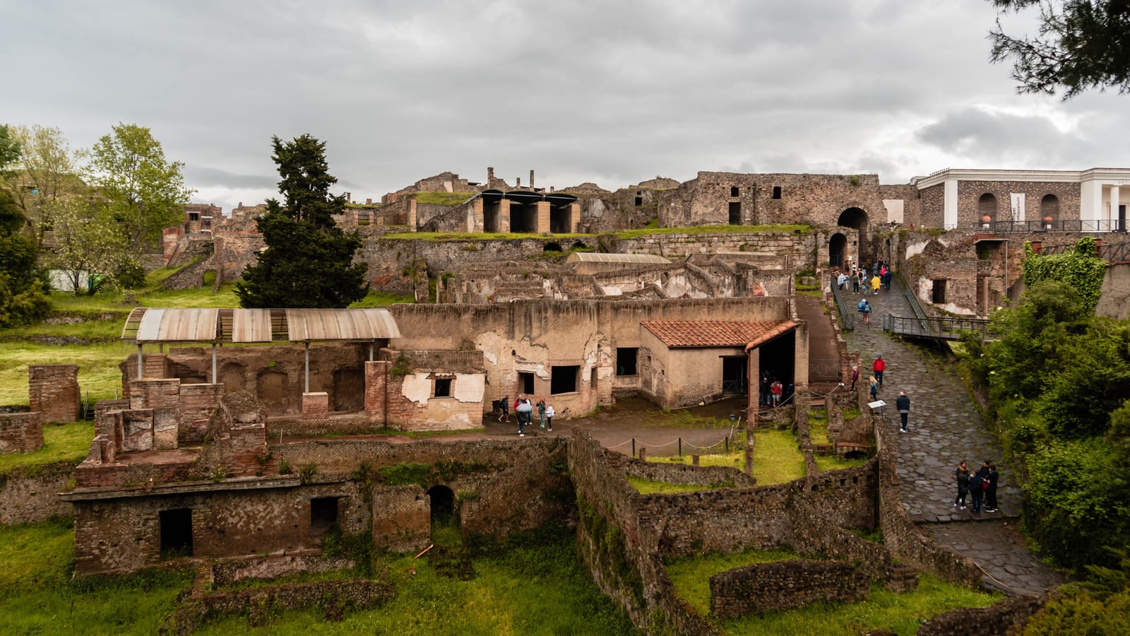 Things to do in Pompeii