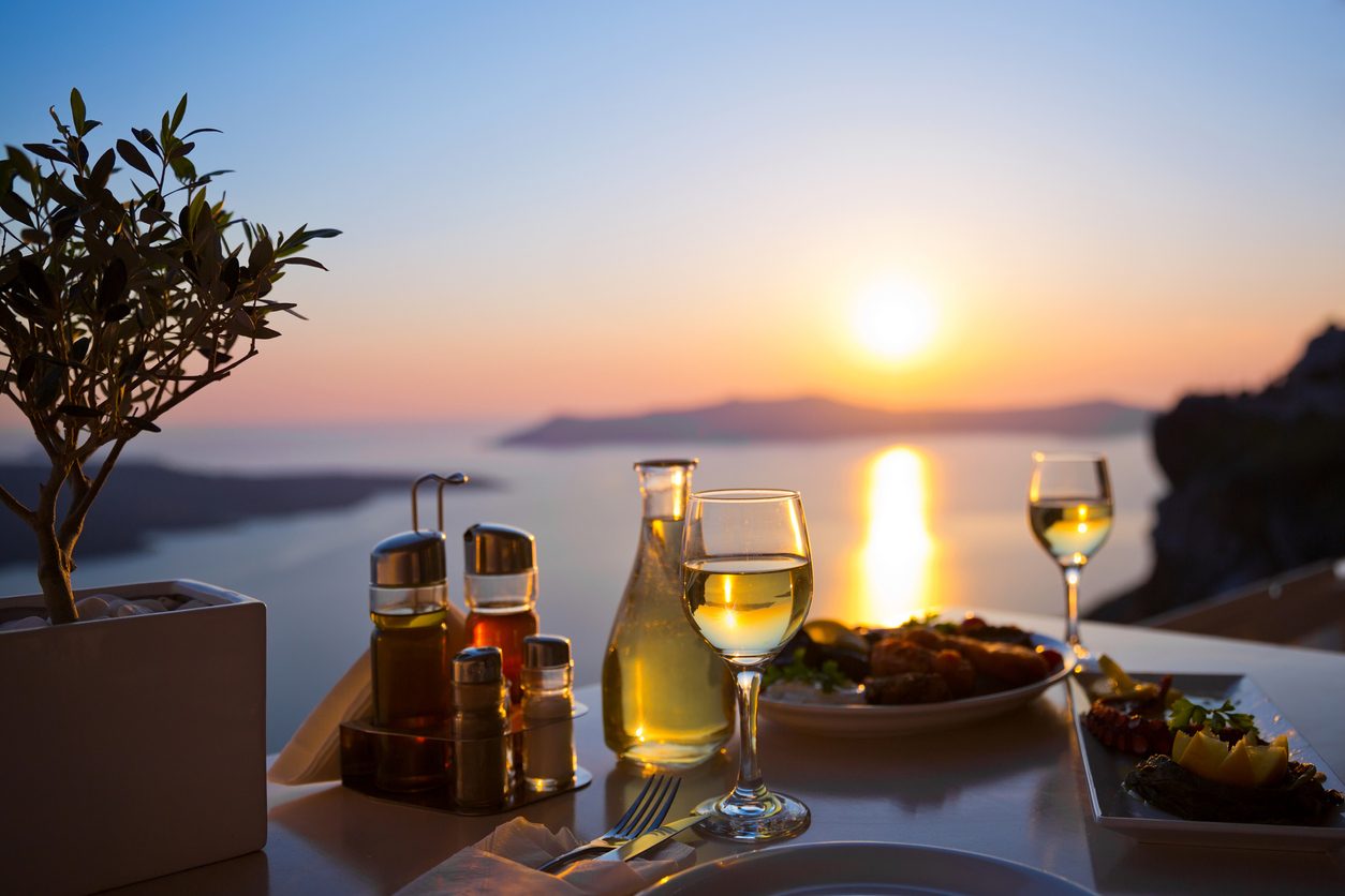 Top 5 Things to do in Santorini